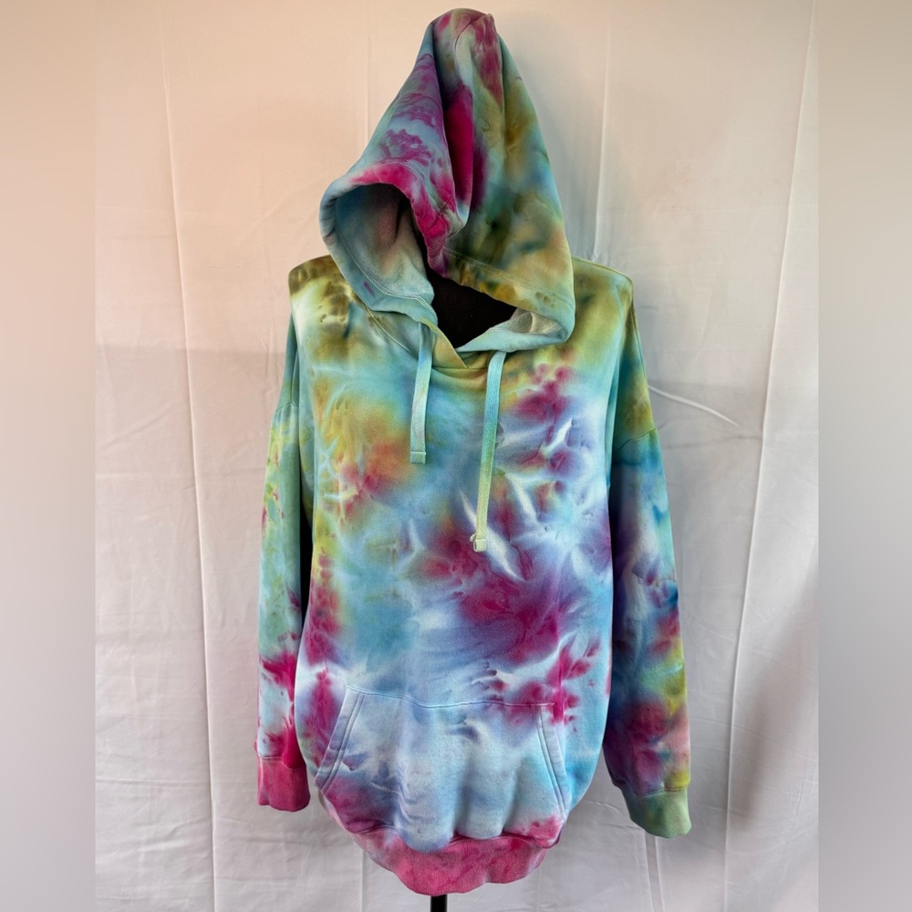 Woman’s XL Hand Dyed Tie-Dye Hoodie